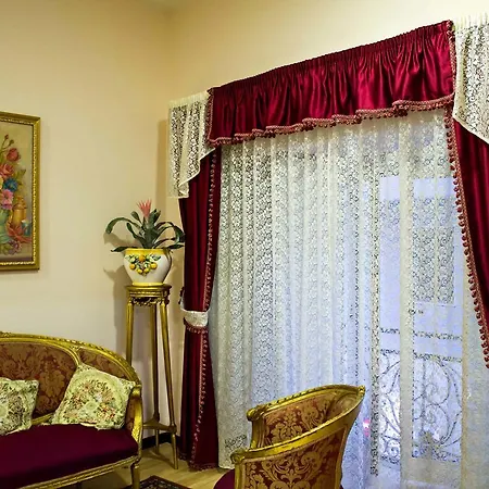 Mercury Room&breakfast 3*