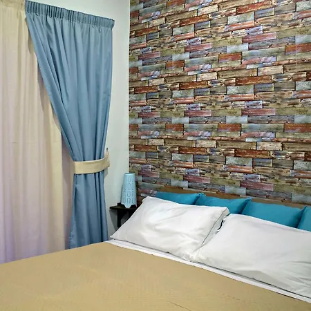 Mercury Room&breakfast 3* نابولي